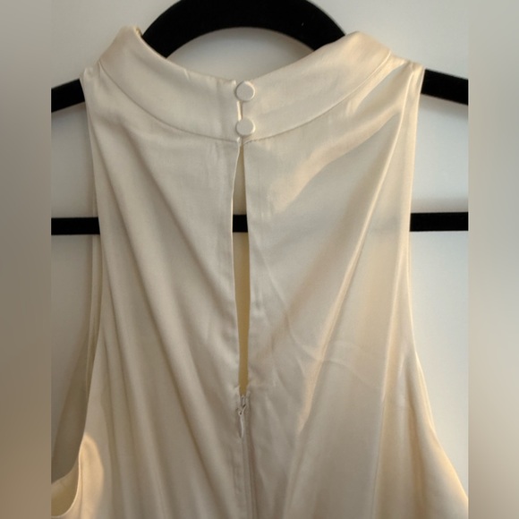 High neck draped jumpsuit - Picture 5 of 5